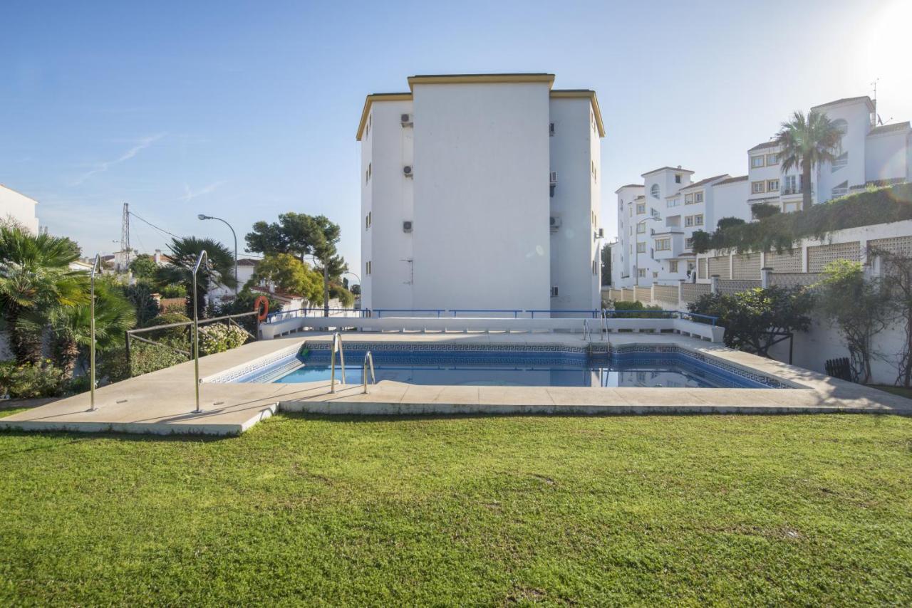 Shiny Studio With Pool & Carihuela Beach At 500M Torremolinos Kültér fotó