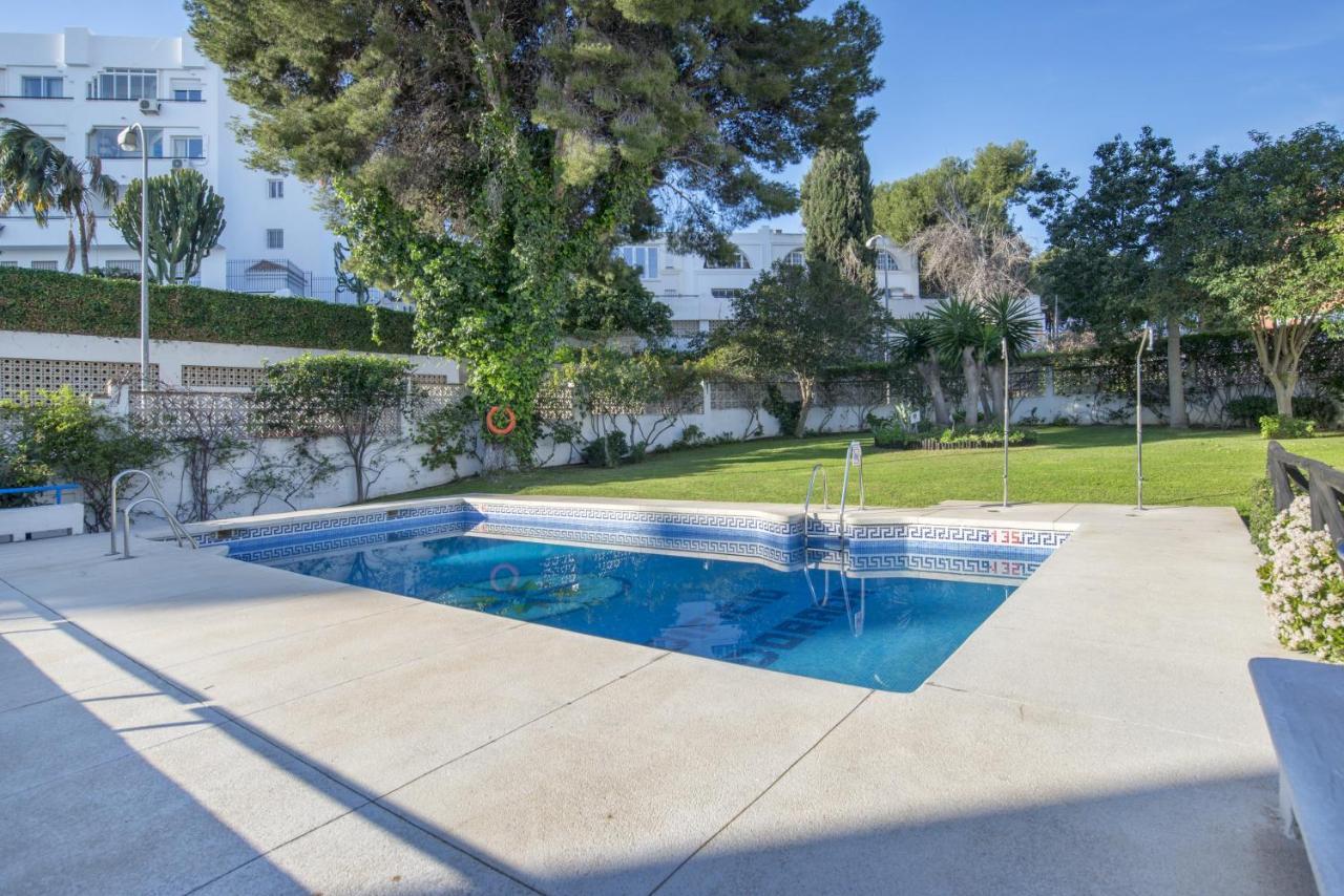 Shiny Studio With Pool & Carihuela Beach At 500M Torremolinos Kültér fotó